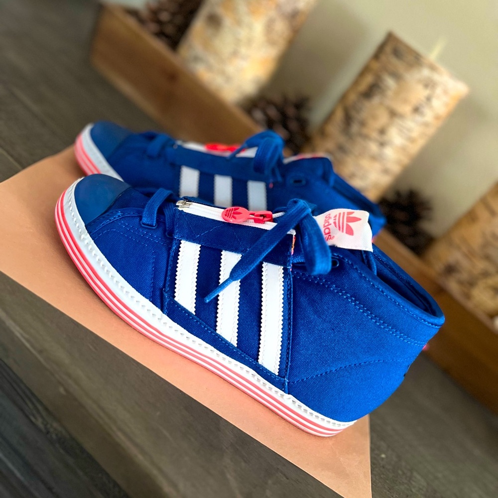 Super Rare!! adidas Shoes